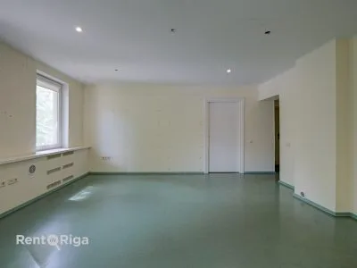 Office For Rent, Brīvības street 273, Rīga, Teika / 450 € 6