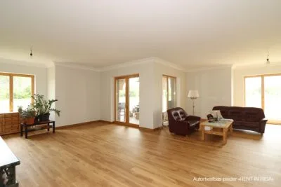 Pārdod māju, Juglas Pērle 1, Salaspils novads, Salaspils pagasts / 399 000 € 9