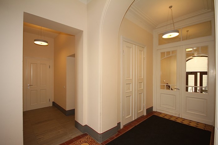Pārdod dzīvokli, Valdemāra iela 23, Rīga, Labais krasts, Centrs / 230 000 € 15