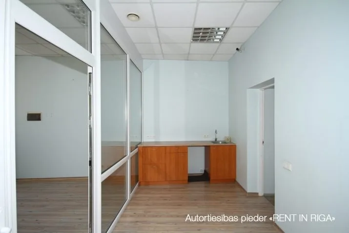 Office For Rent, Gustava Zemgala gatve 12, Rīga, Labais krasts, Purvciems / 650 € 9