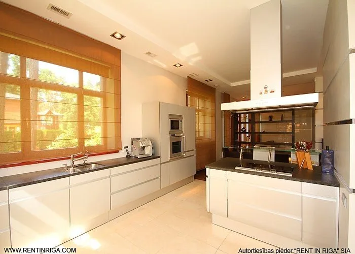 Pārdod māju, Vidus prospekts 42, Jūrmala, Bulduri / 2 300 000 € 10