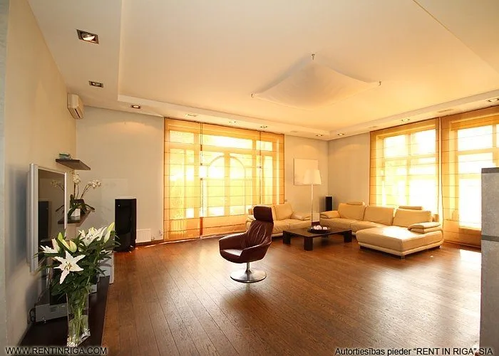 Pārdod māju, Vidus prospekts 42, Jūrmala, Bulduri / 2 300 000 € 12