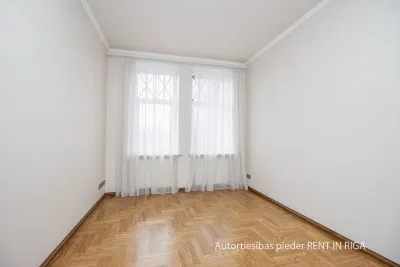 Izīrē biroju, Brīvības iela 38, Rīga, Labais krasts, Centrs / 2 000 € 8
