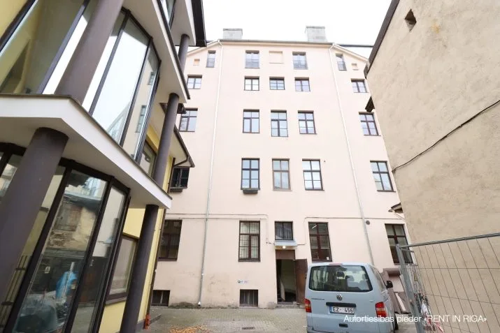 Izīrē dzīvokli, Kalpaka bulvāris 9, Rīga, Labais krasts, Centrs / 450 € 11