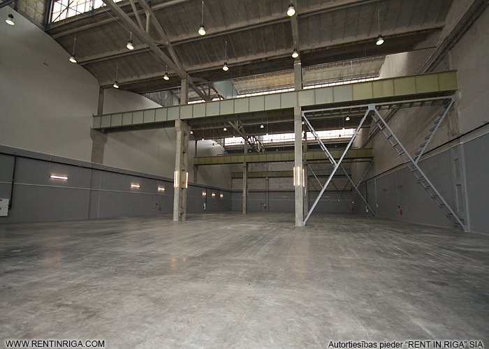 Aviācijas iela 18 3