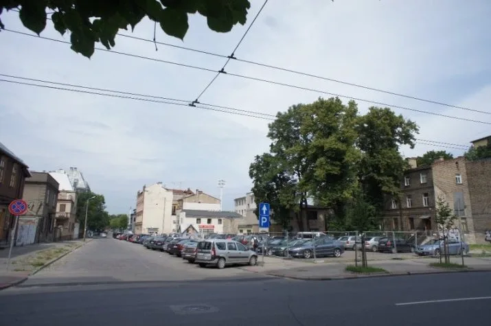 Valdemāra iela 47 1