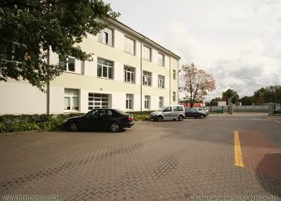 Izīrē biroju, Bauskas iela 58, Rīga, Kreisais krasts, Ziepniekkalns / 250 € 1