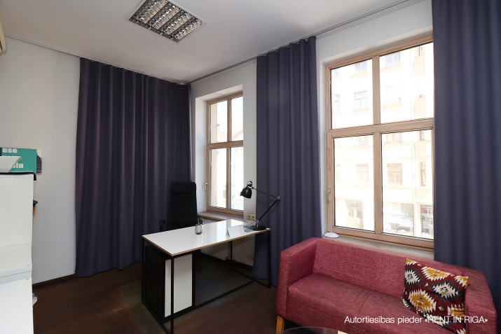 Izīrē biroju, Barona iela 45, Rīga, Labais krasts, Centrs / 1 960 € 12