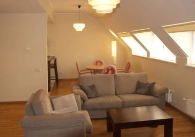 Izīrē dzīvokli, Vaļņu iela 19, Rīga, Labais krasts, Vecrīga / 730 € 2