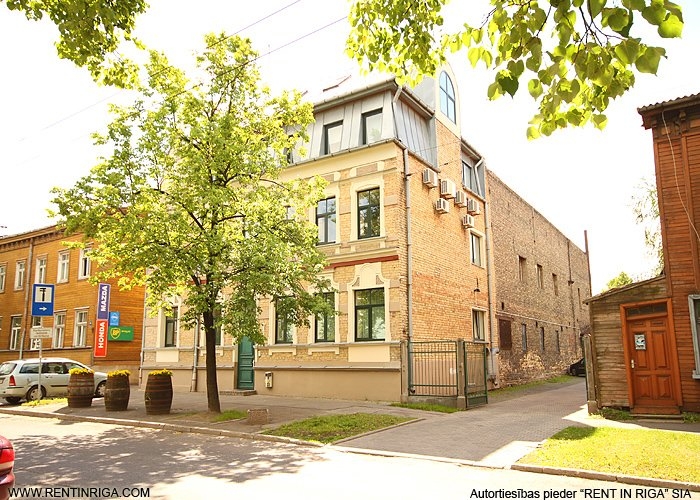 Rūjienas iela 2 12