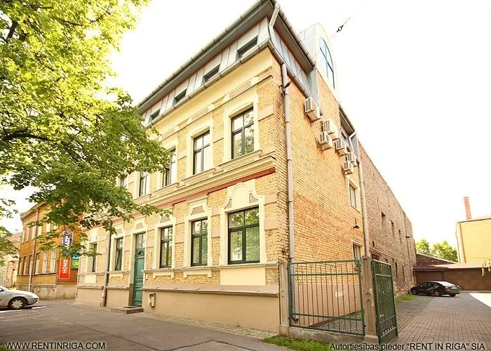 Rūjienas iela 2 2