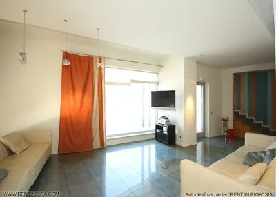 Pārdod māju, Elenburgas iela 77, Garkalnes novads, Upesciems / 490 000 € 2