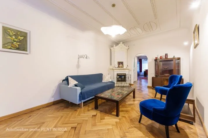 Izīrē dzīvokli, Tērbatas iela 6/8, Rīga, Labais krasts, Centrs / 950 € 1