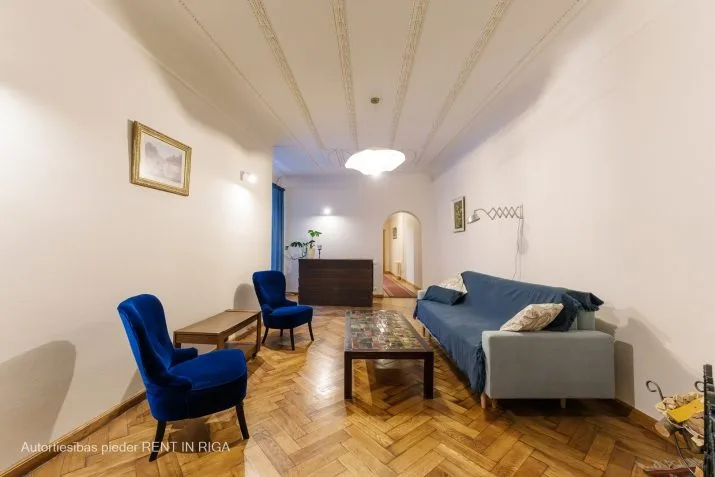 Izīrē dzīvokli, Tērbatas iela 6/8, Rīga, Labais krasts, Centrs / 950 € 2