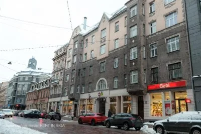 Izīrē dzīvokli, Tērbatas iela 6/8, Rīga, Labais krasts, Centrs / 950 € 24