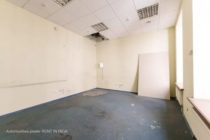 commercial premises For Rent, Grēcinieku street 22, Rīga, Labais krasts, Vecrīga / 3 400 € 13