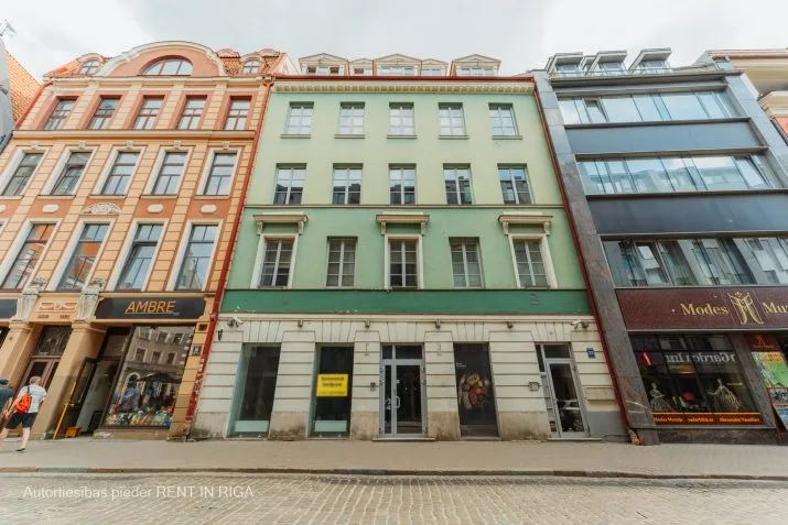 Grēcinieku iela 22 1