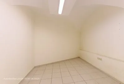 commercial premises For Rent, Grēcinieku street 22, Rīga, Labais krasts, Vecrīga / 3 400 € 17