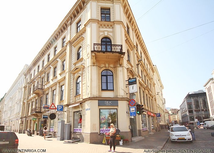 Aspazijas Bulvāris 32 3