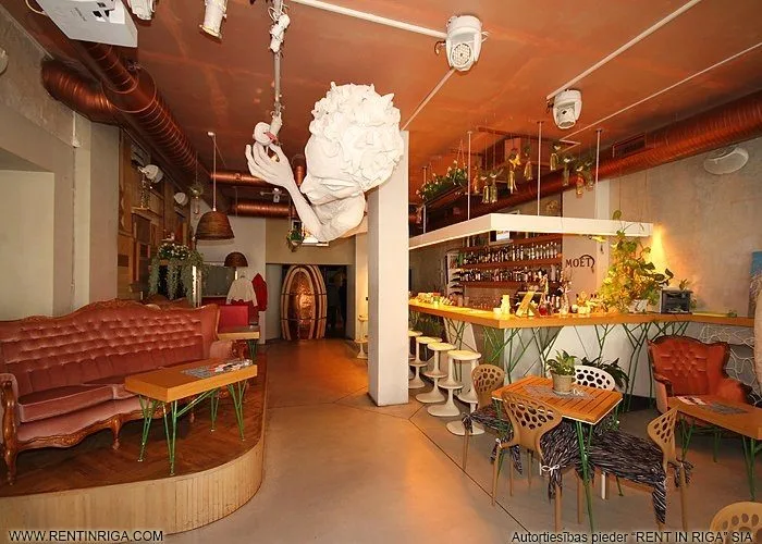 commercial premises For Rent, Skārņu street 9, Rīga, Labais krasts, Vecrīga / 6 000 € 10