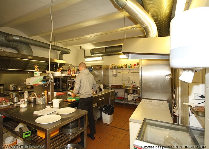 commercial premises For Rent, Skārņu street 9, Rīga, Labais krasts, Vecrīga / 6 000 € 14