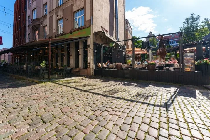 Skārņu iela 9 2