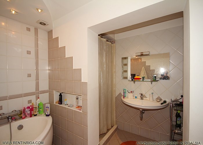 Pārdod māju, Codes iela 9b, Rīga, Kreisais krasts, Bieriņi / 285 000 € 13