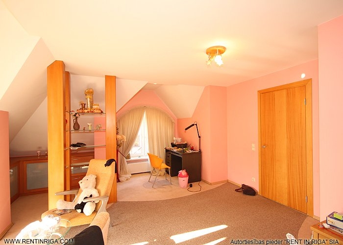Pārdod māju, Codes iela 9b, Rīga, Kreisais krasts, Bieriņi / 285 000 € 15