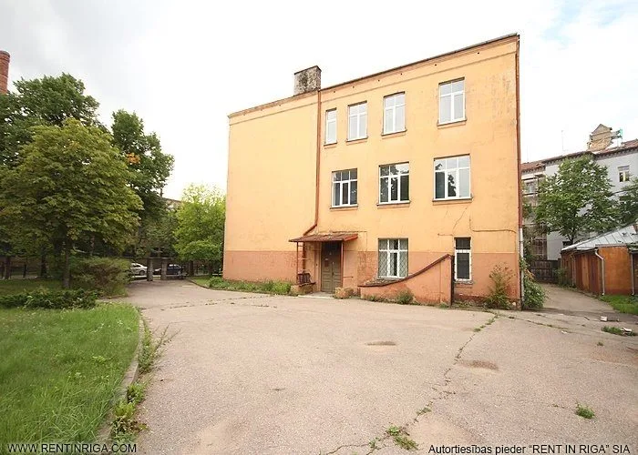 Pērnavas iela 70 2
