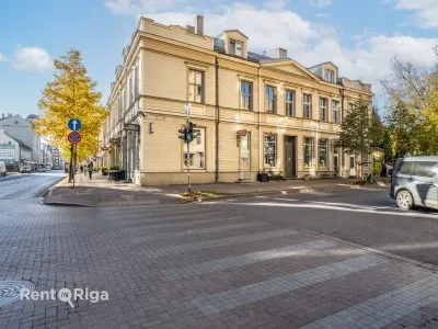 Izīrē tirdzniecības telpas, Krišjāņa Barona iela 45/47, Rīga, Centrs / 800 € 1