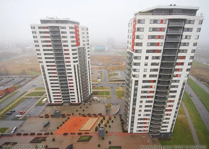 Jāņa Dāliņa iela 8 1