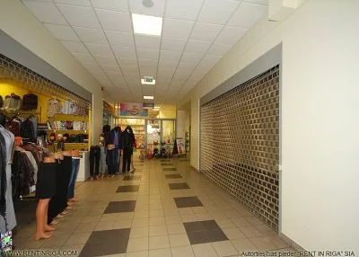 Izīrē tirdzniecības telpas, Nīcgales iela 2a, Rīga, Purvciems / 665 € 3