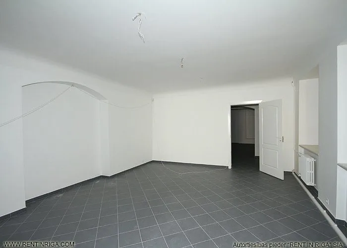 Riharda Vāgnera iela 12 5