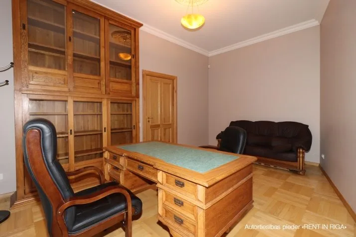 Pulkveža Brieža iela 2 4