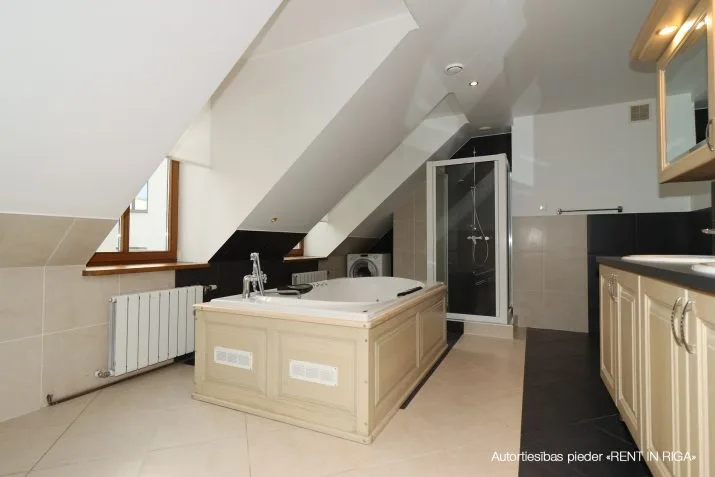 Apartment For Rent, Pulkveža Brieža street 2, Rīga, Labais krasts, Centrs / 1 800 € 11