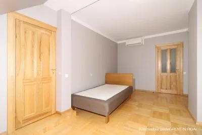 Apartment For Rent, Pulkveža Brieža street 2, Rīga, Labais krasts, Centrs / 1 800 € 23