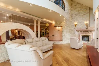 Pārdod māju, Liliju iela 21, Mārupes novads, Mārupe / 590 000 € 1