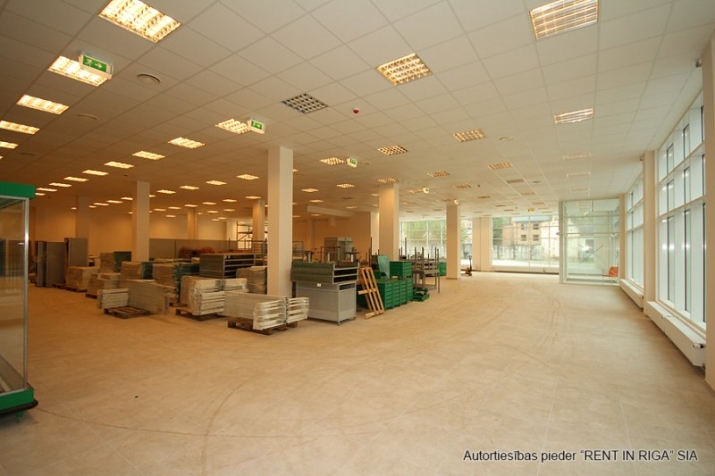Izīrē komercplatību, Daugavgrīvas iela 77, Rīga, Kreisais krasts, Iļģuciems / 4 100 € 8