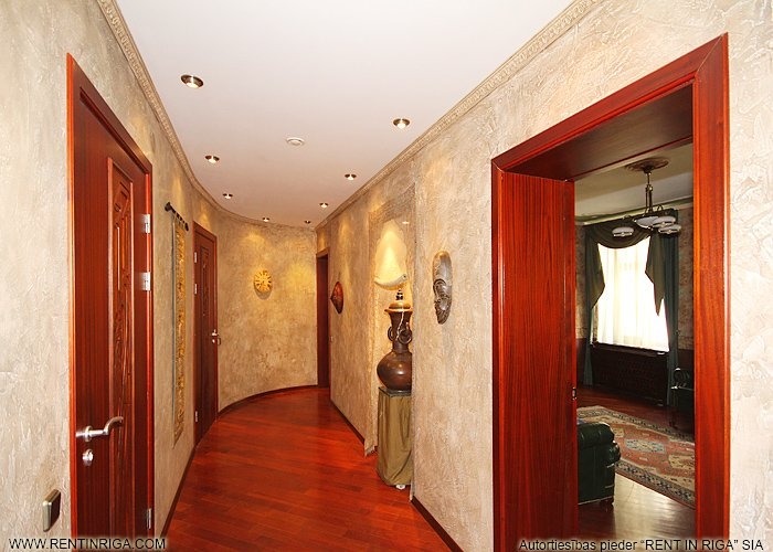 Pārdod dzīvokli, Teātra iela 12, Rīga, Labais krasts, Vecrīga / 290 000 € 8