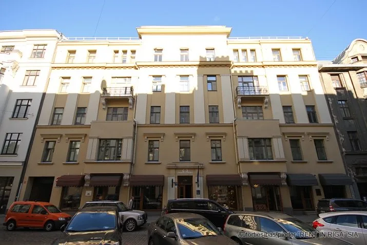 Izīrē dzīvokli, Strēlnieku iela 1a, Rīga, Labais krasts, Centrs / 650 € 15