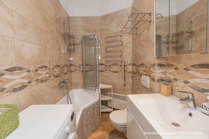 Izīrē dzīvokli, Strēlnieku iela 1a, Rīga, Labais krasts, Centrs / 650 € 11