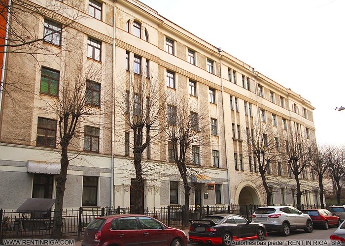 Izīrē dzīvokli, Kr.Valdemāra iela 75, Rīga, Labais krasts, Centrs / 650 € 17