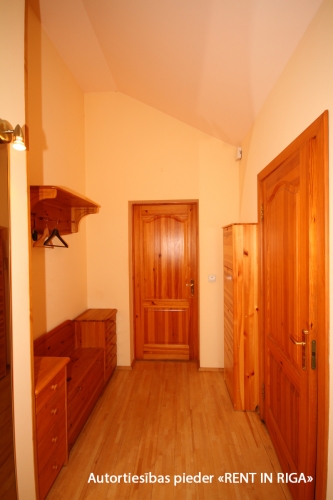 Izīrē dzīvokli, Kr.Valdemāra iela 75, Rīga, Labais krasts, Centrs / 650 € 14