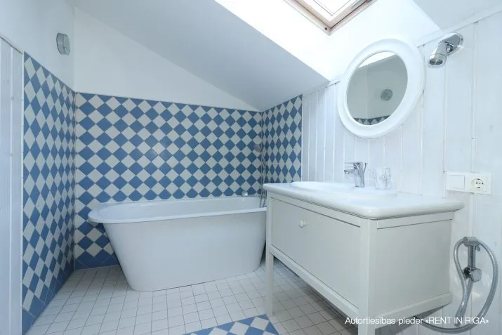 Izīrē māju, Pliekšāna iela 29, Jūrmala, Majori / 2 600 € 34