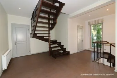 Izīrē māju, Pliekšāna iela 29, Jūrmala, Majori / 2 600 € 11