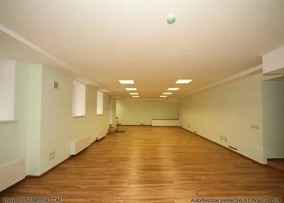 Pārdod tirdzniecības telpas, Vīlandes iela 2, Rīga, Labais krasts, Centrs / 180 000 € 1