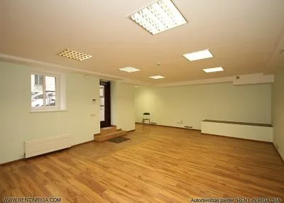 Pārdod tirdzniecības telpas, Vīlandes iela 2, Rīga, Labais krasts, Centrs / 180 000 € 2