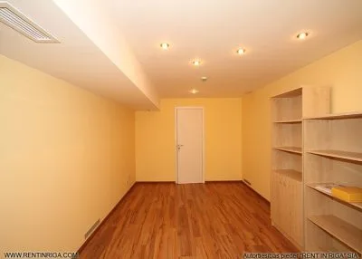 Pārdod tirdzniecības telpas, Vīlandes iela 2, Rīga, Labais krasts, Centrs / 180 000 € 5