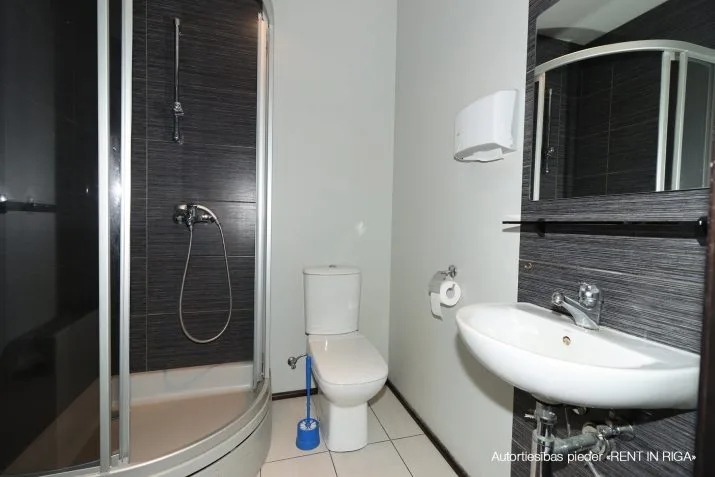 Izīrē biroju, Dārzaugļu iela 1, Rīga, Labais krasts, Centrs / 1 000 € 9