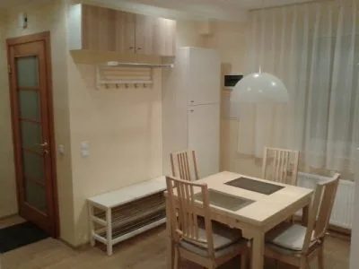 Izīrē dzīvokli, Rūpniecības iela 42, Rīga, Labais krasts, Centrs / 420 € 2